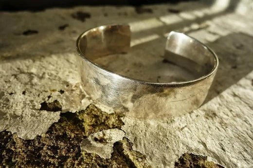 Everything you need to know about 925 sterling silver - GoldUnion UK